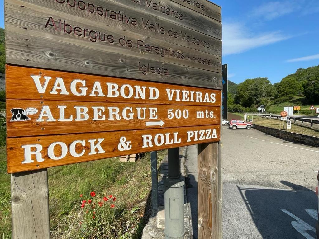 Vagabond Vieiras Beds & Dinner Albergue Acts-Le-210 La Portela de Valcarce Exterior foto