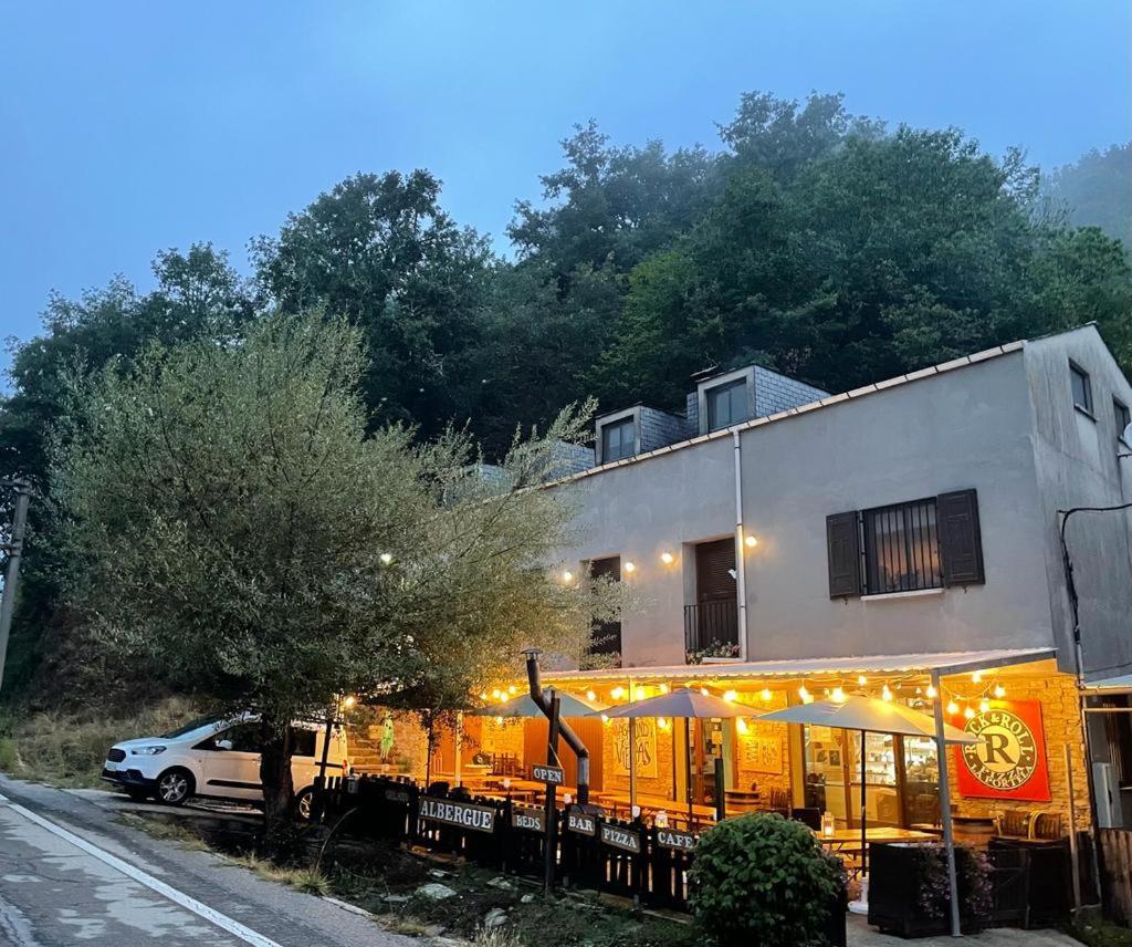 Vagabond Vieiras Beds & Dinner Albergue Acts-Le-210 La Portela de Valcarce Exterior foto